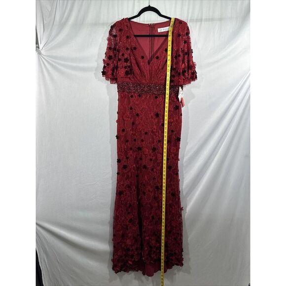 NWT$698 Mac Duggal [ 10 ] Floral Applique Flutter Sleeve Lace Gown Burgundy #J45 - Picture 8 of 16
